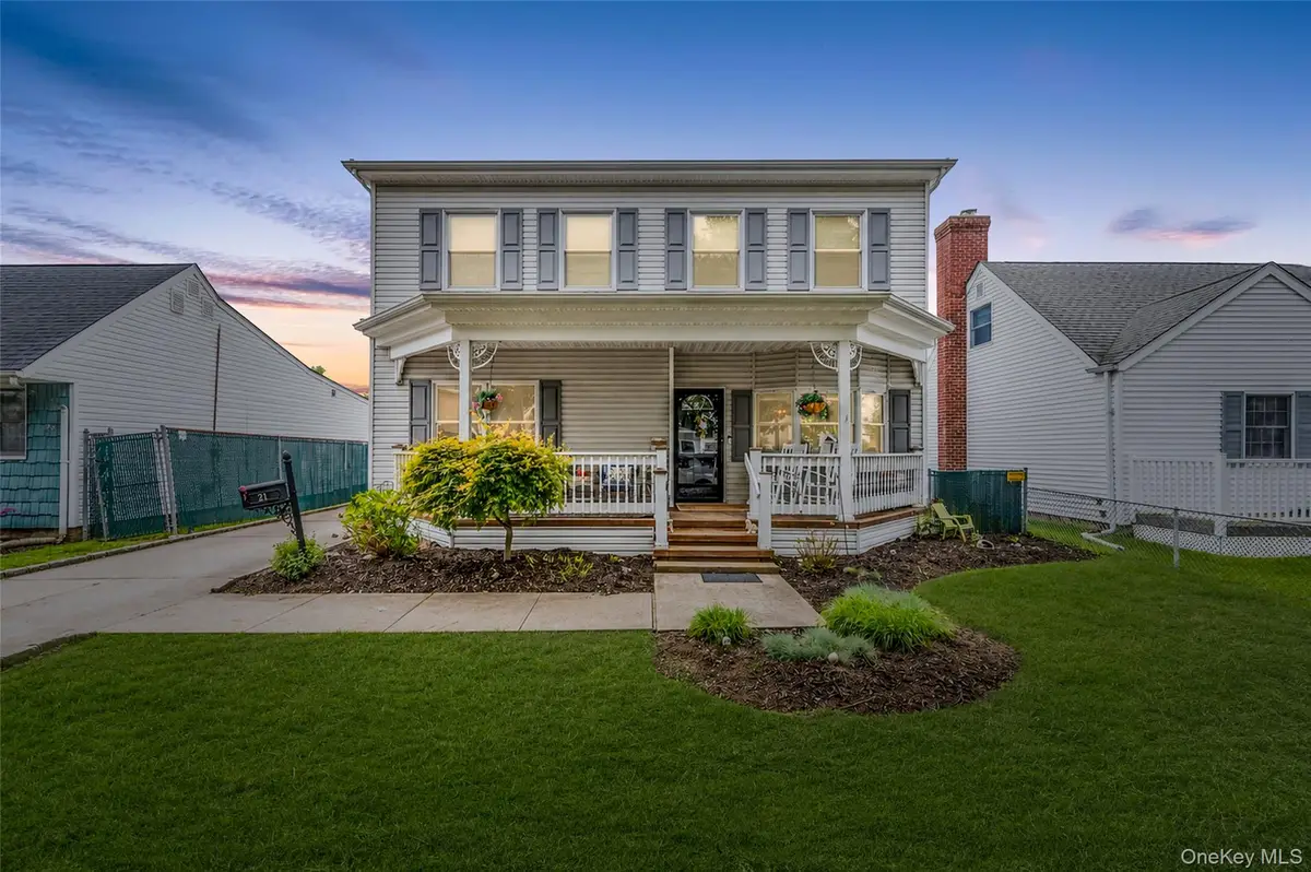 21 Audrey Avenue, Plainview, NY 11803 - #1