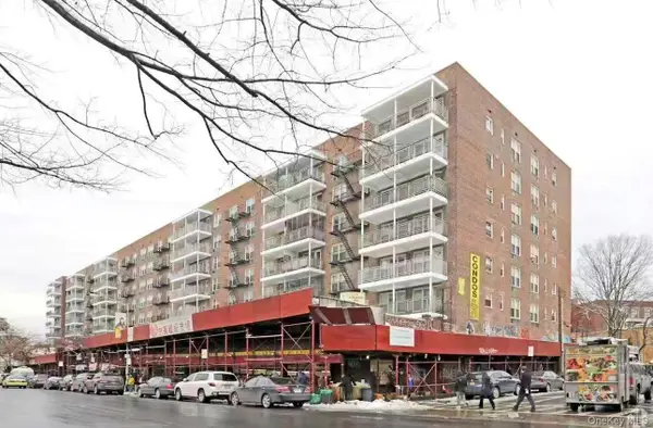 41-25 Kissena Boulevard #6HH, Flushing, NY 11355