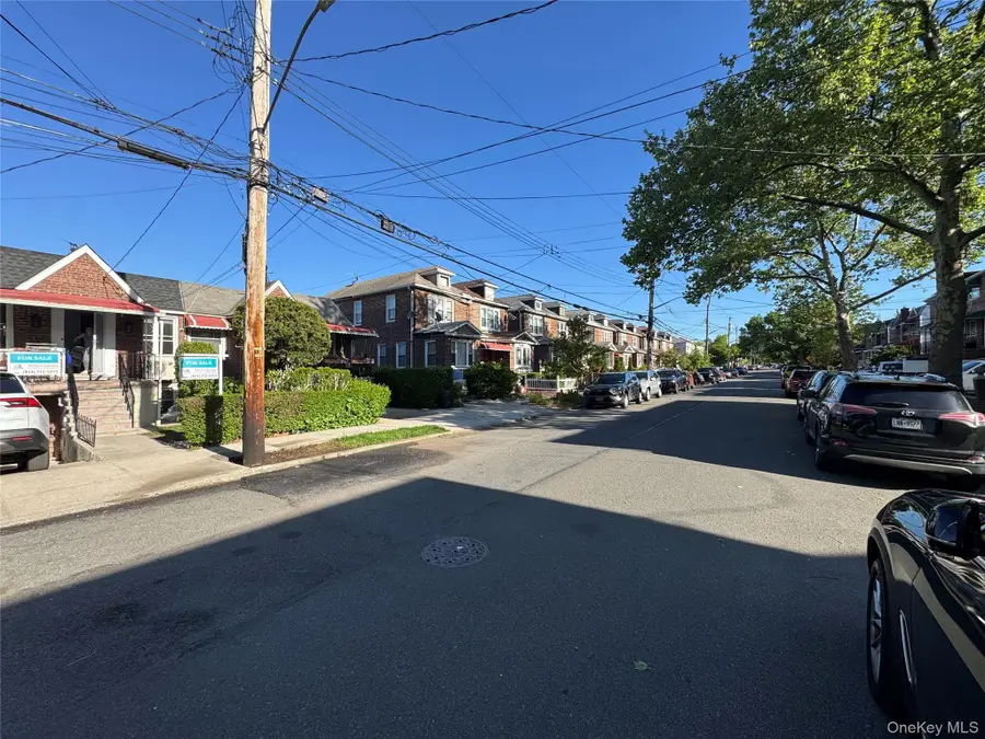 2742 Tenbroeck Avenue, Bronx, NY 10469 - #2