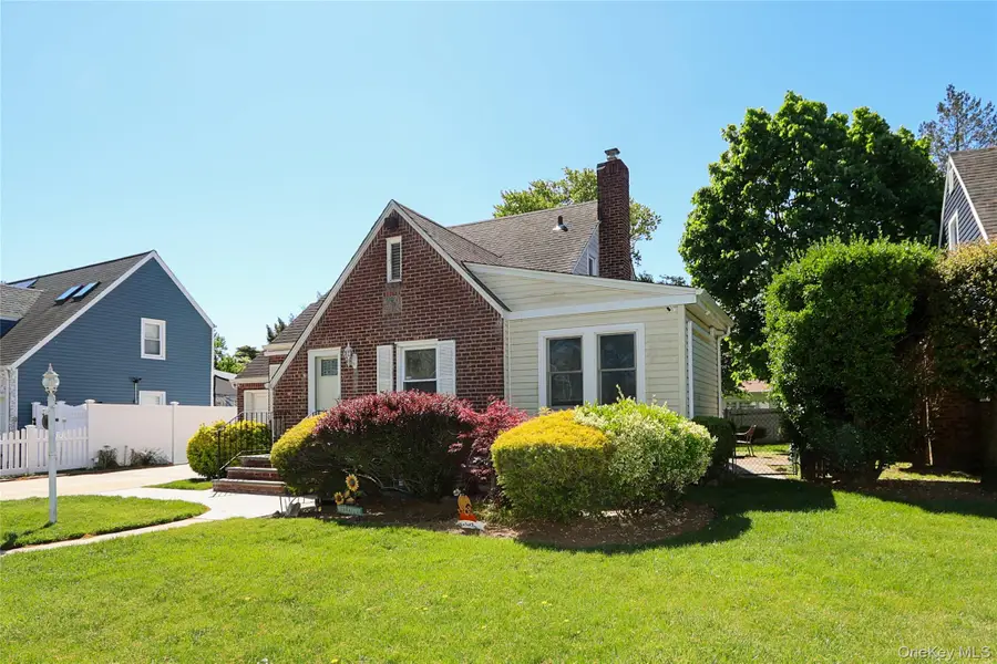 608 Terrace Place, Baldwin, NY 11510 - #2