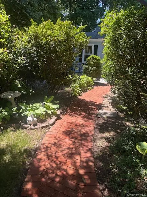 41 High Street, Locust Valley, NY 11560 - #3