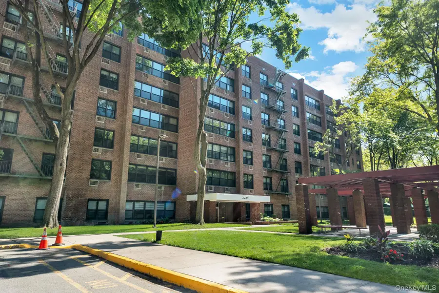 75-34 Bell Boulevard #1E, Oakland Gardens, NY 11364 - #3