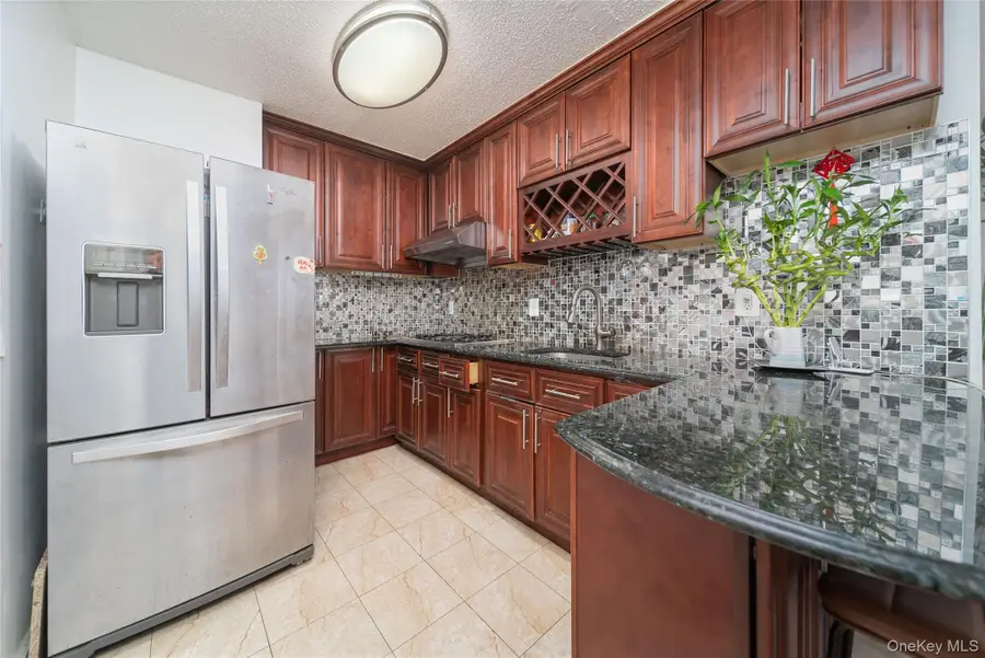 4140 Union Street #10K, Flushing, NY 11355 - #3