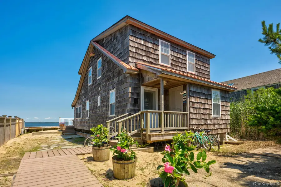 29 E Bayview Avenue, Ocean Bay Park, NY 11770 - #2
