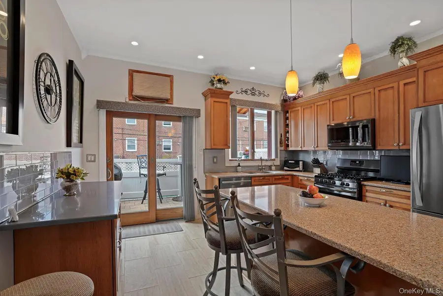61-36 77th Street, Middle Village, NY 11379 - #3