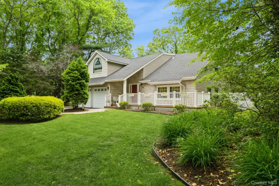 51 Chelsea Drive, Mount Sinai, NY 11766 - #3