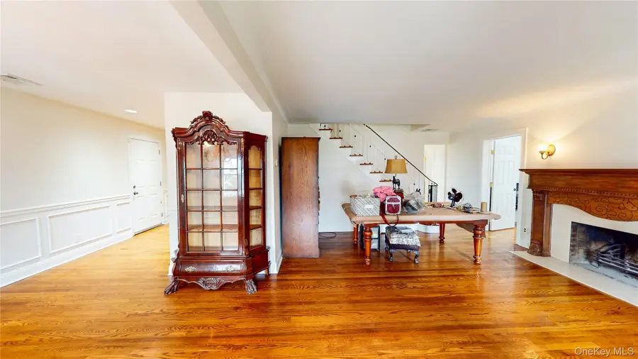 11 E Webster Street, Merrick, NY 11566 - #3