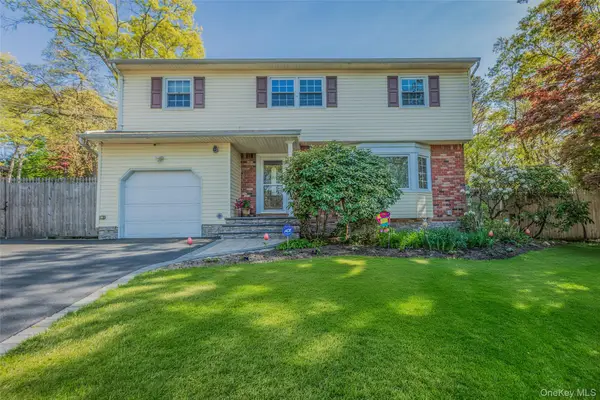 4220 Express Drive S, Ronkonkoma, NY 11779