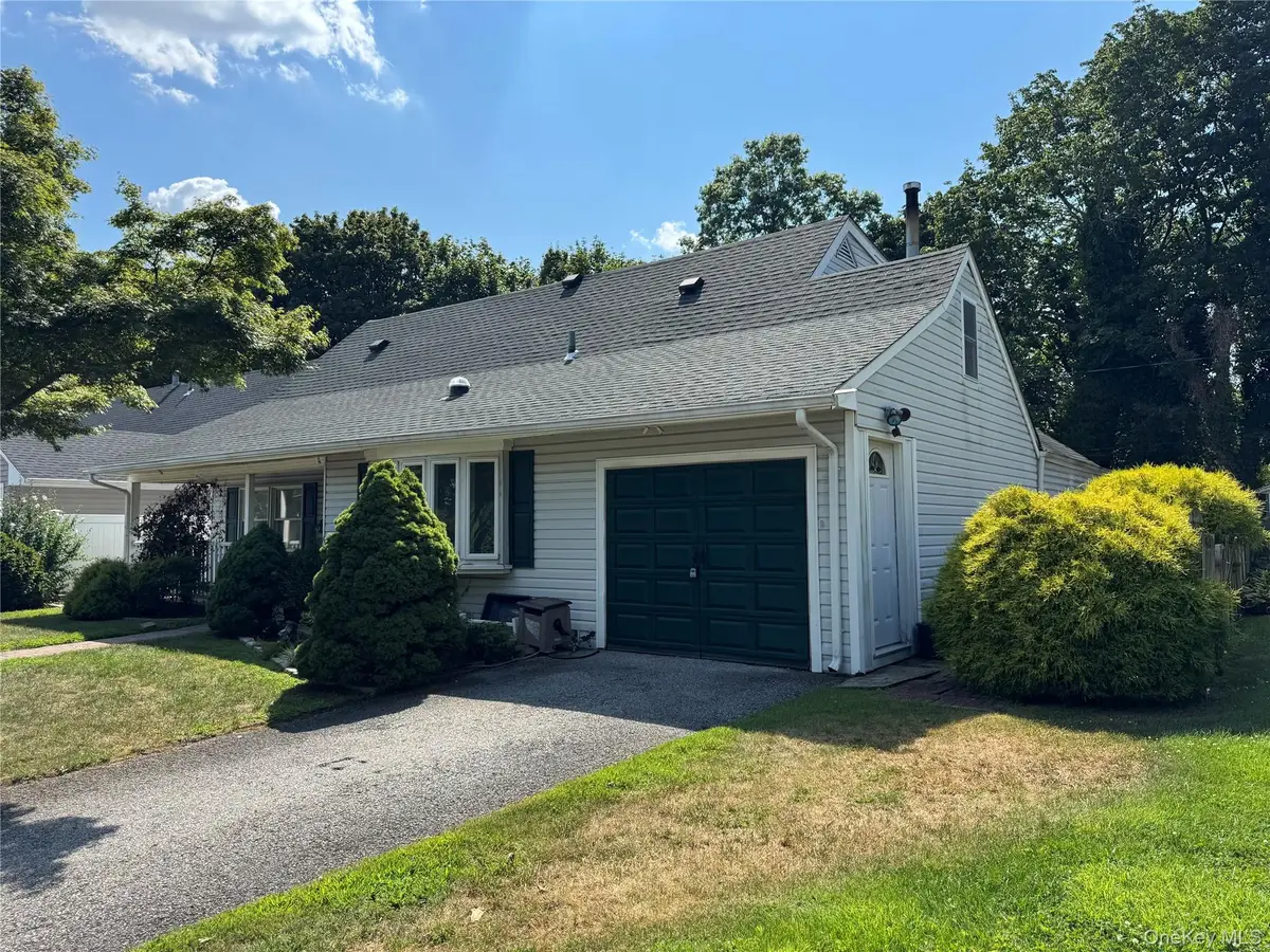 332 Jamaica Boulevard, Carle Place, NY 11514 - #1