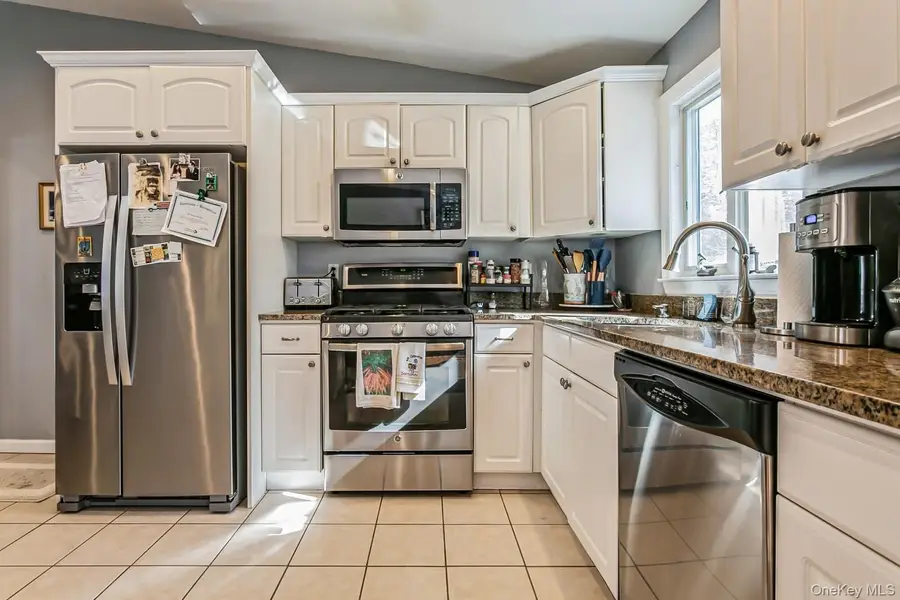 33 Brookside Place, Pleasantville, NY 10570 - #3
