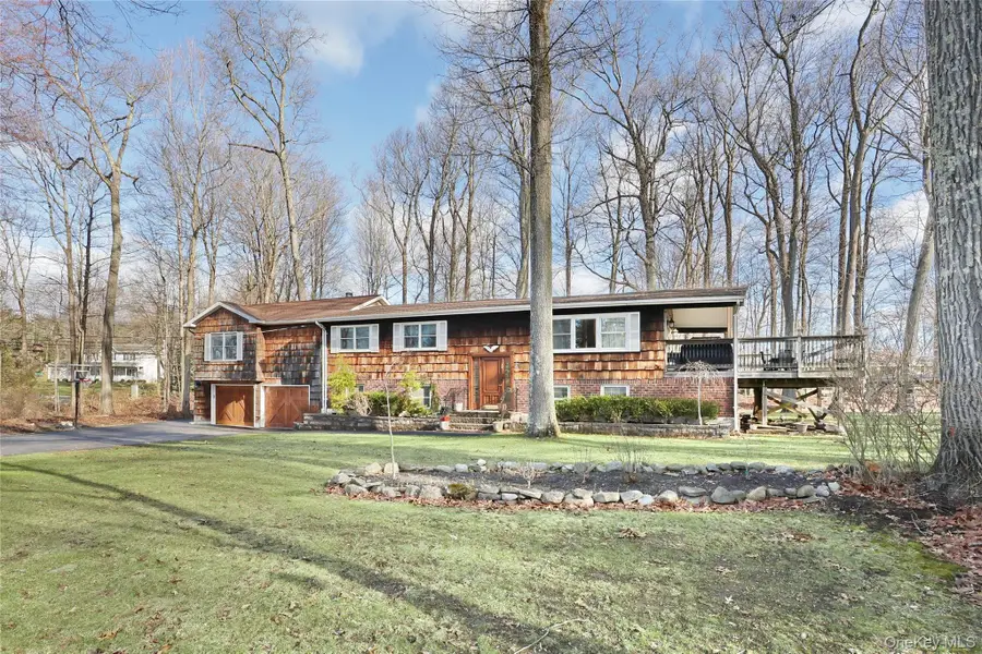1 Forest Glen Court, Suffern, NY 10901 - #3