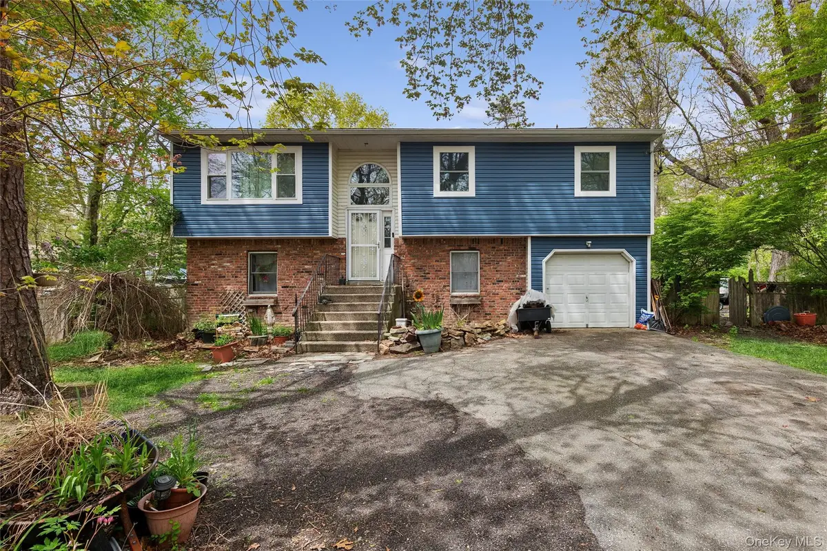 64 Giant Oak Road, Ridge, NY 11961 - #1