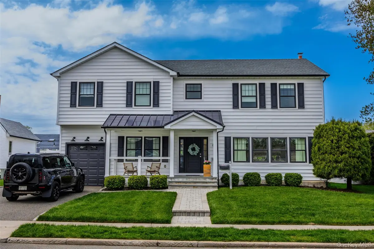 8 Piper Place, Old Bethpage, NY 11804 - #1