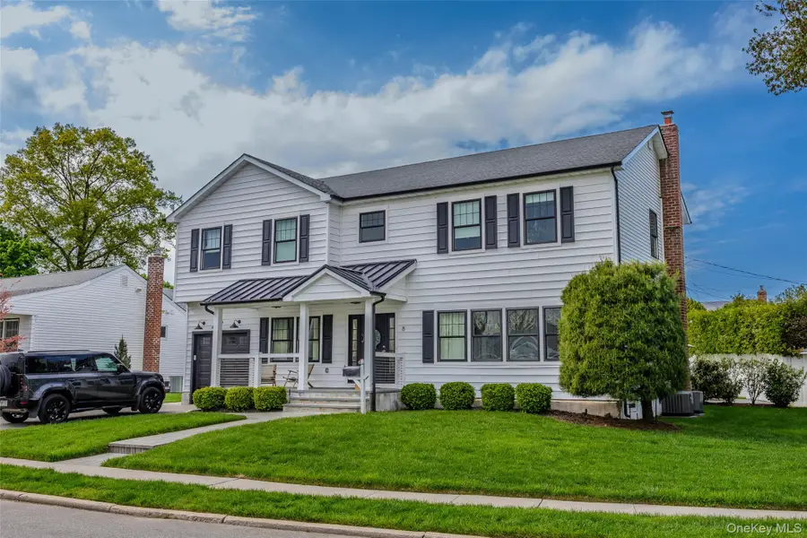 8 Piper Place, Old Bethpage, NY 11804 - #3