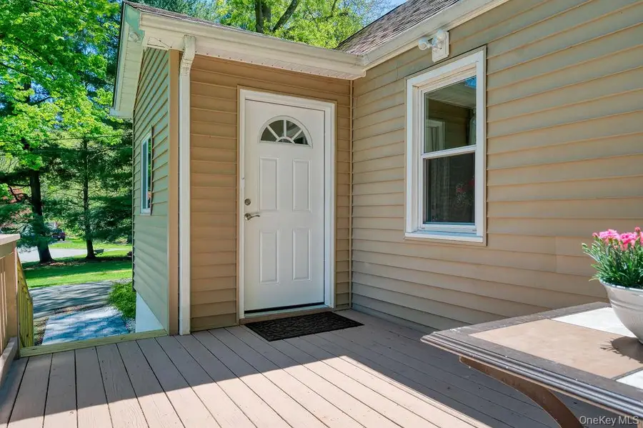 6 Winterberry Road, Beacon, NY 12508 - #3