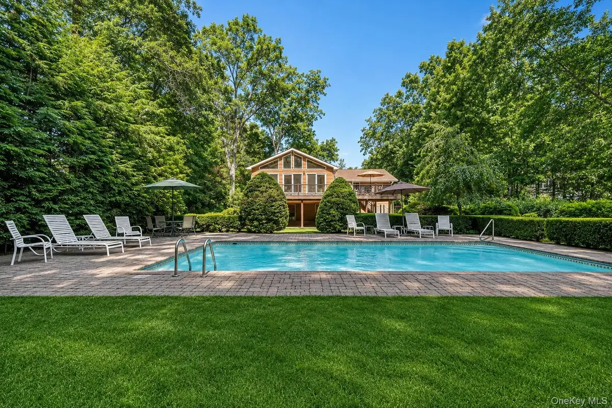 6 Sterling Forest Lane, Suffern, NY 10901 - #1
