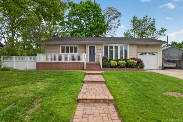 35 Genesee Drive, Commack, NY 11725