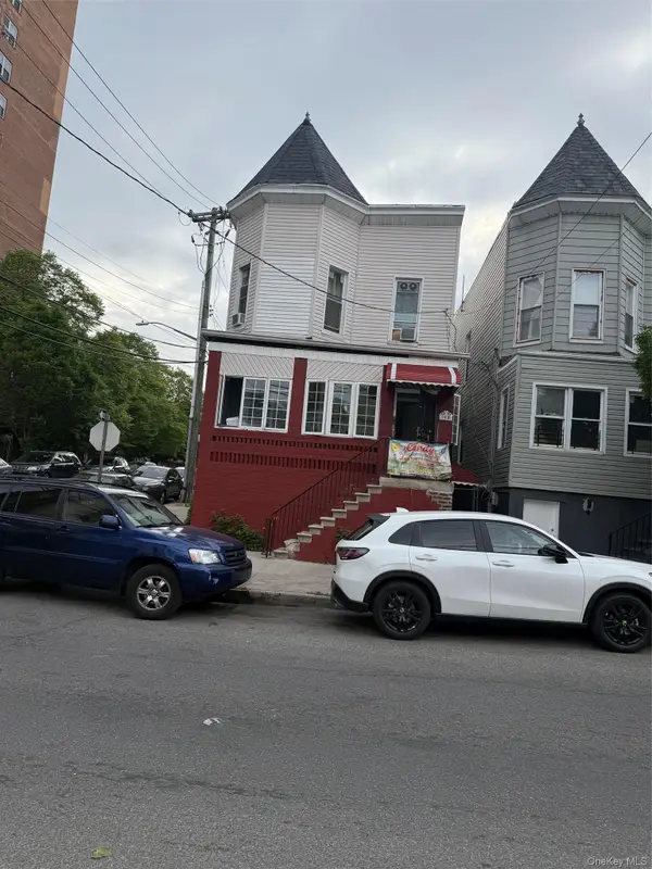 3525 Barnes Avenue, Bronx, NY 10467