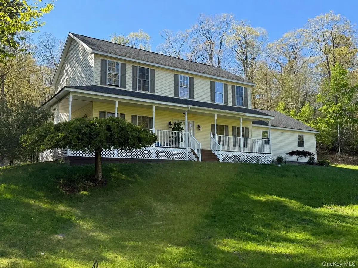 4 Clover Lane, Wurtsboro, NY 12790 - #1