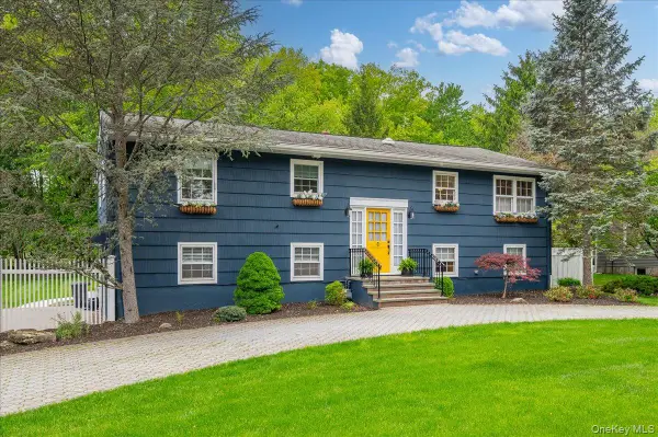280 Maple Road, Valley Cottage, NY 10989