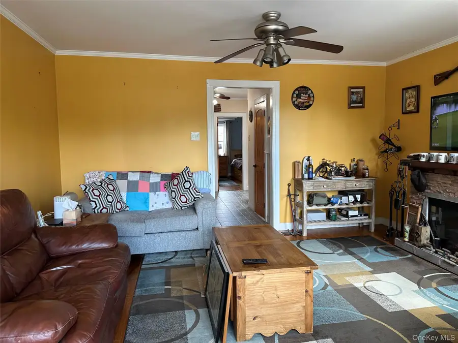 6473 59th Avenue, Maspeth, NY 11378 - #3