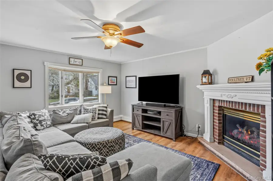 2459 Woodland Avenue, Wantagh, NY 11793 - #3