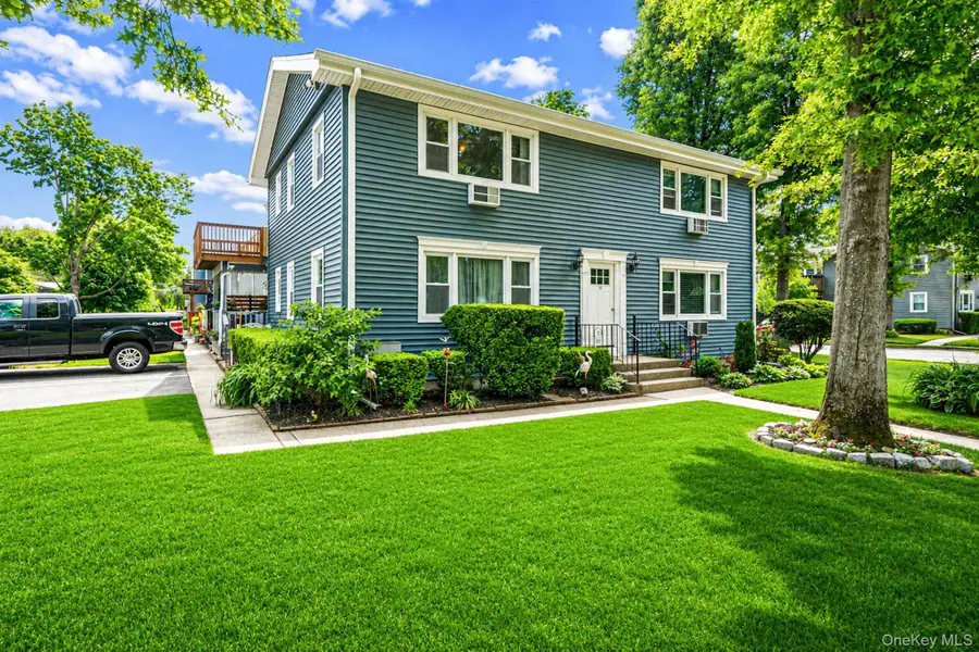 11 Toehee Place #2B, Islip, NY 11715 - #3