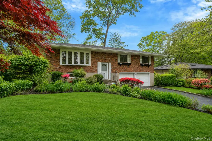 44 Mackay Drive, Hauppauge, NY 11788 - #2
