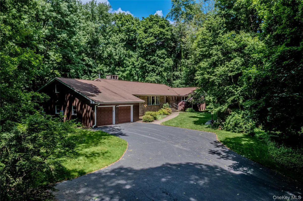 2425 Evergreen Street, Yorktown Heights, NY 10598 - #1