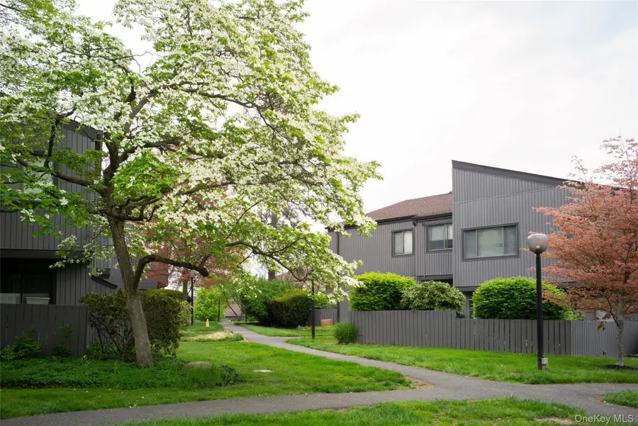1608 Mulberry Court, Poughkeepsie, NY 12603 - #2