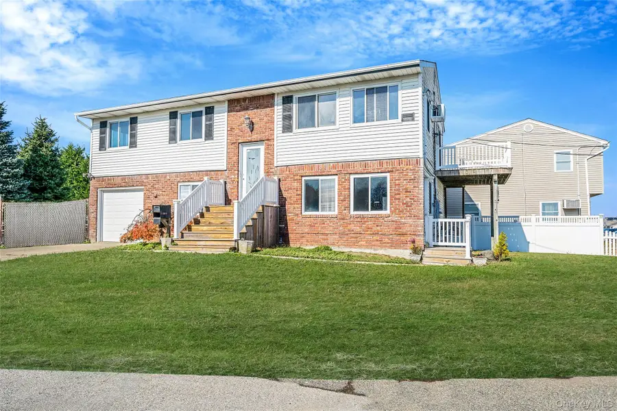 4 Bay Place, Lindenhurst, NY 11757 - #2