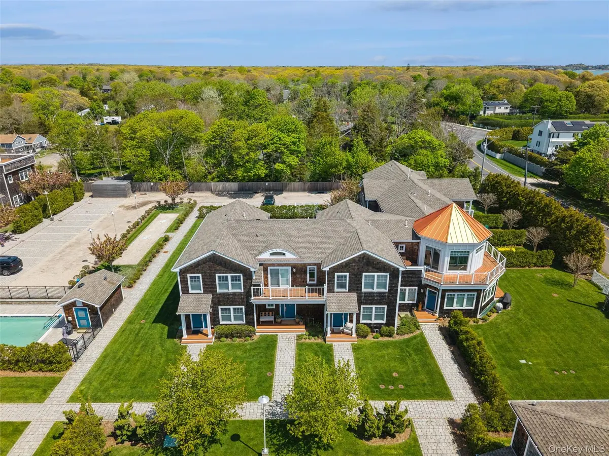68 Foster Avenue #19, Hampton Bays, NY 11946 - #1