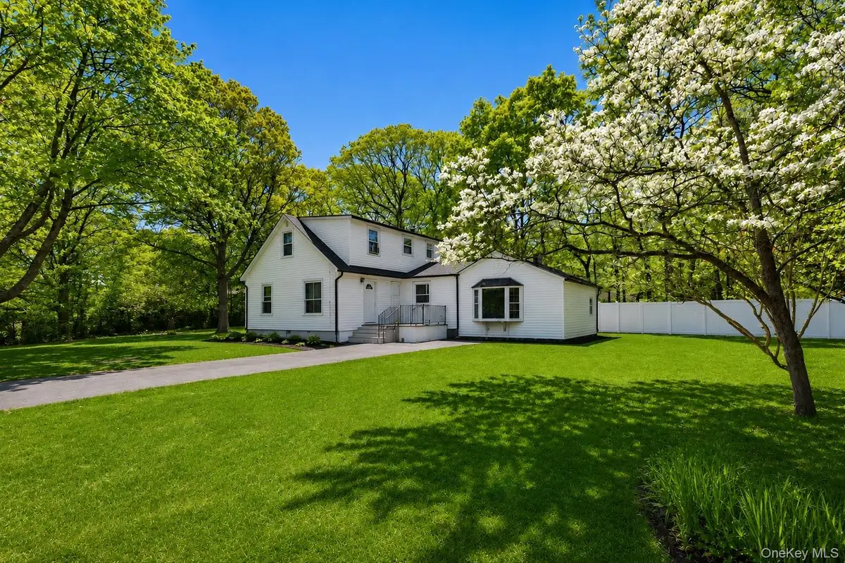 54 Linden Lane, Shirley, NY 11967 - #1