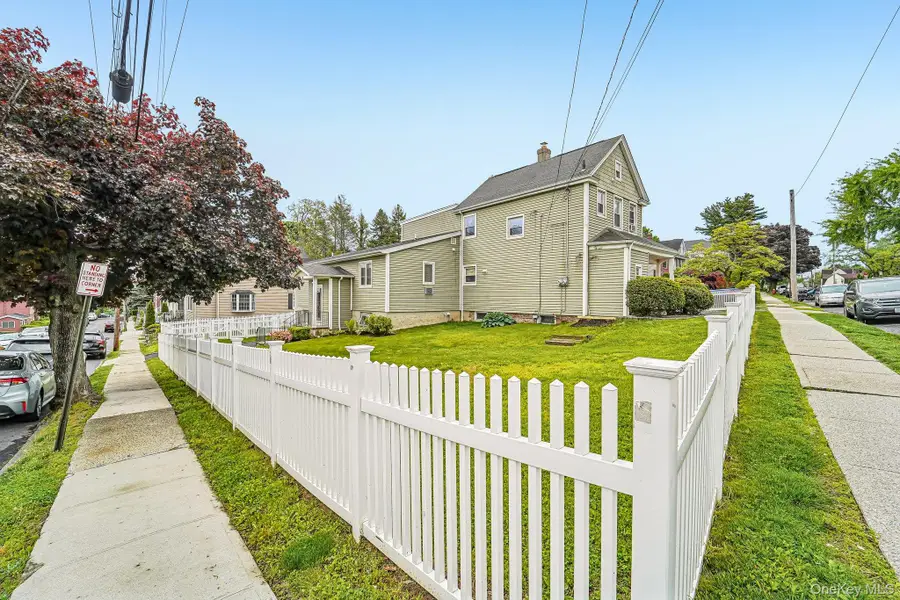 668 Valley Avenue, Yonkers, NY 10703 - #3