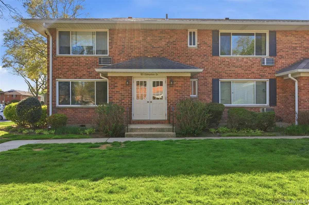 101 Edmunton Drive #G2, North Babylon, NY 11703 - #1