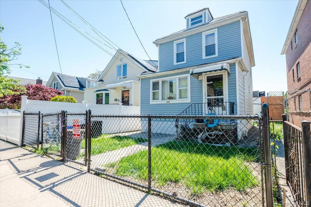 535 Edison Avenue, Bronx, NY 10465 - #1
