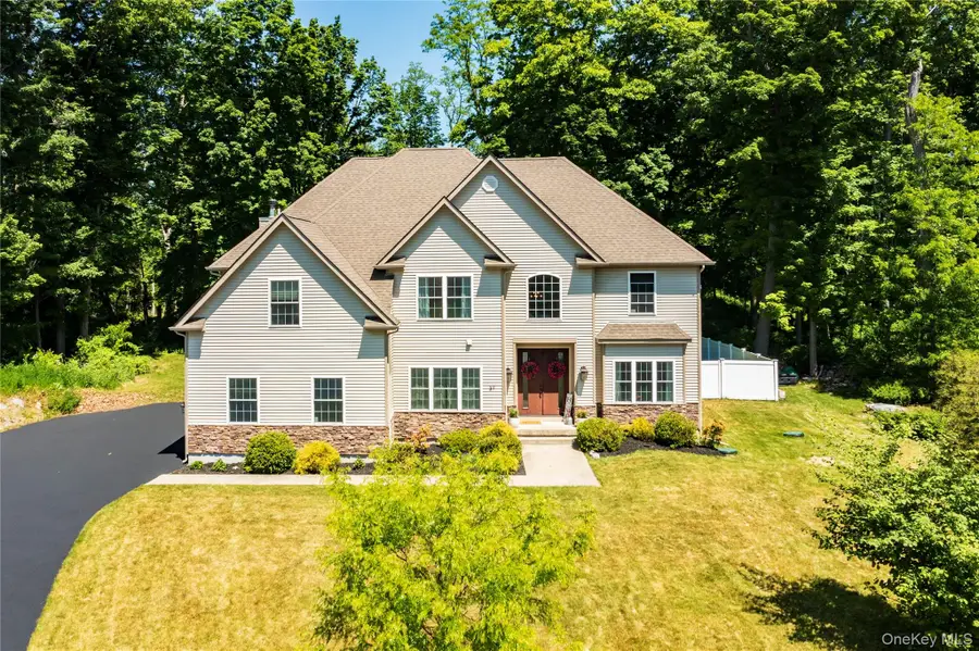 37 Biltmore Drive, Hopewell Junction, NY 12533 - #2