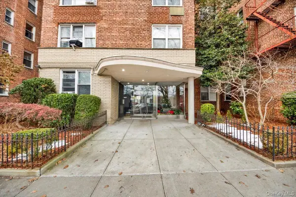 4295 Webster #3K, Bronx, NY 10470