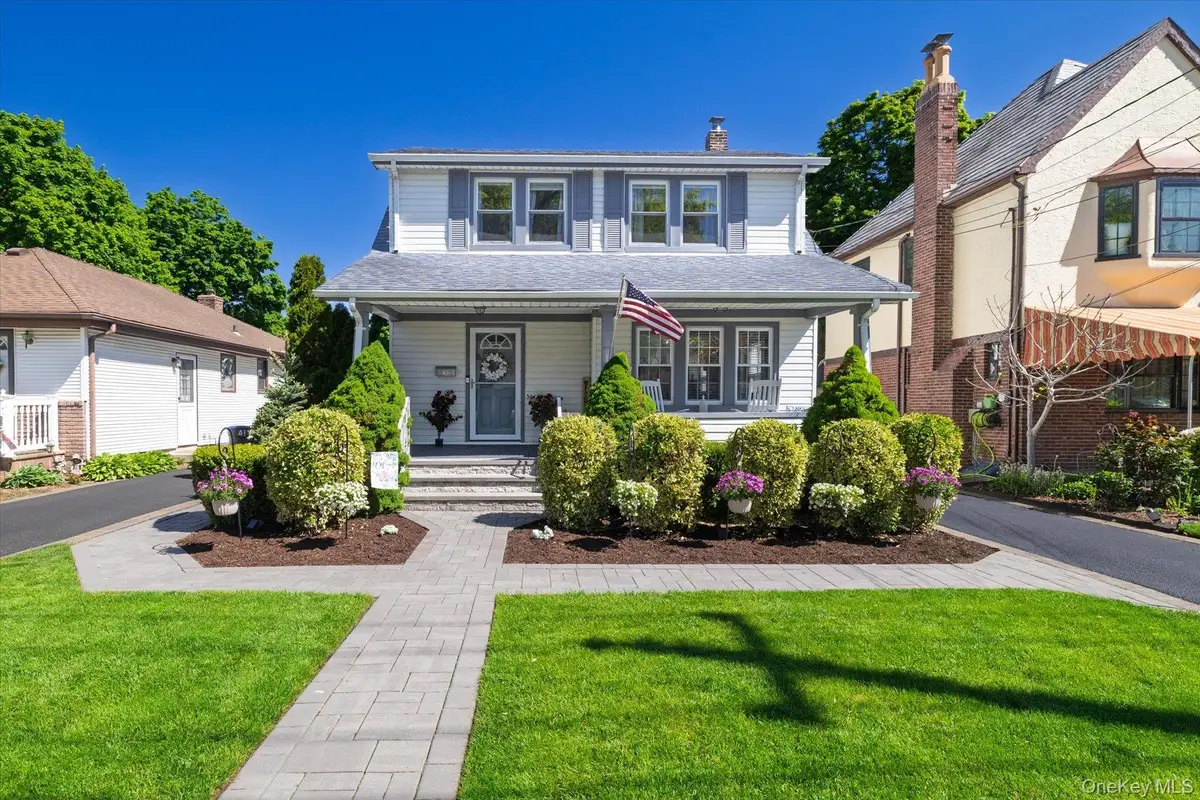 43 Nassau Boulevard, Malverne, NY 11565 - #1