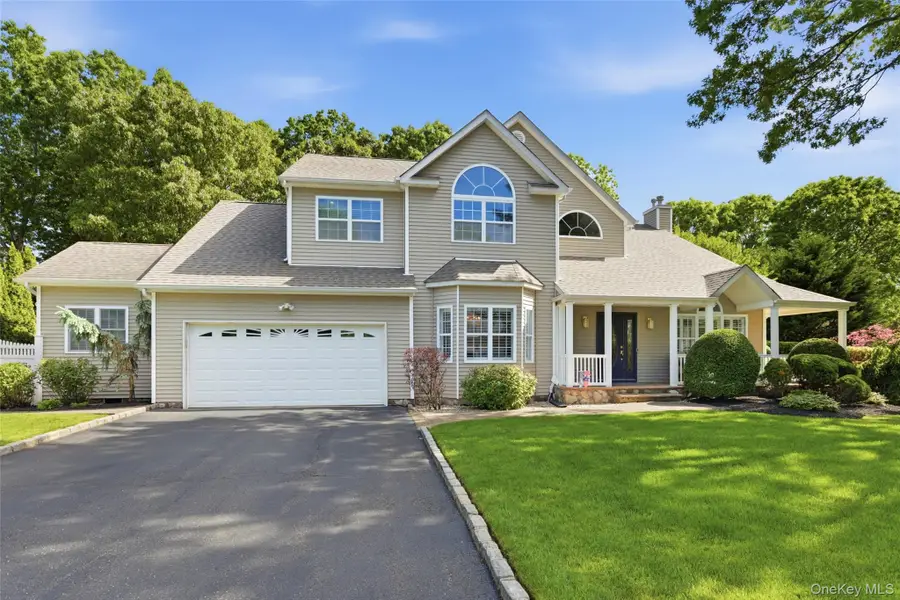 10 Cayla Lane, Terryville, NY 11776 - #2