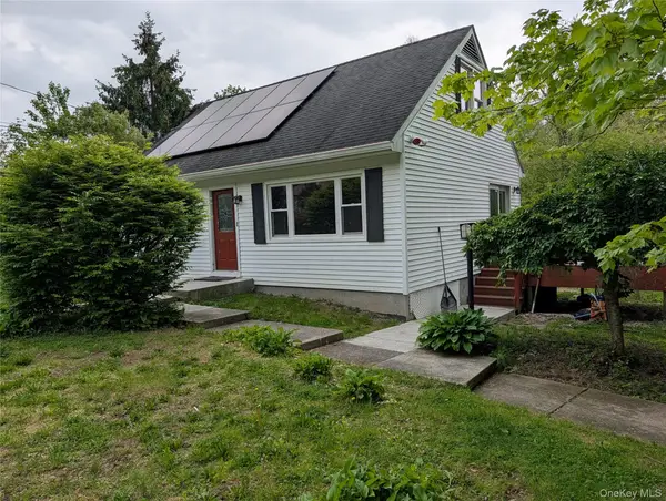 67 Pine Ridge Drive, Hopewell Junction, NY 12533