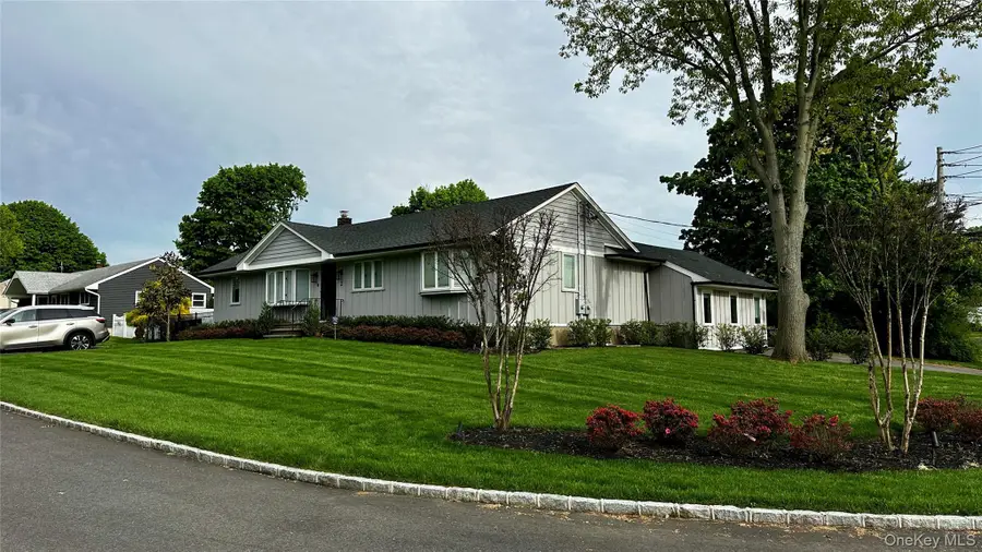 2 Sunderland Street, Melville, NY 11747 - #3