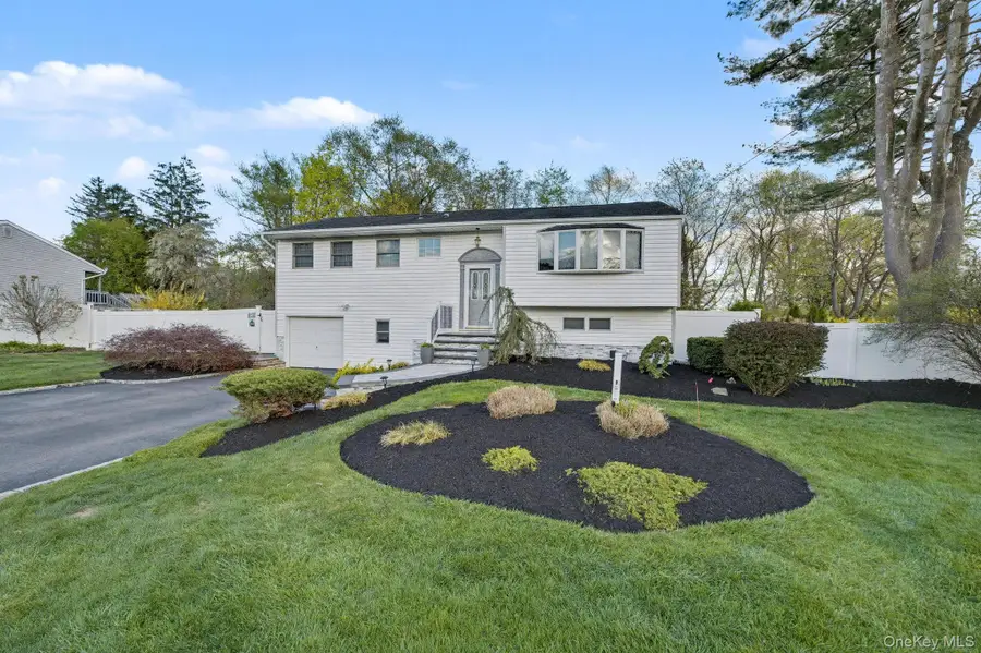 27 Frontier Lane, East Northport, NY 11731 - #2