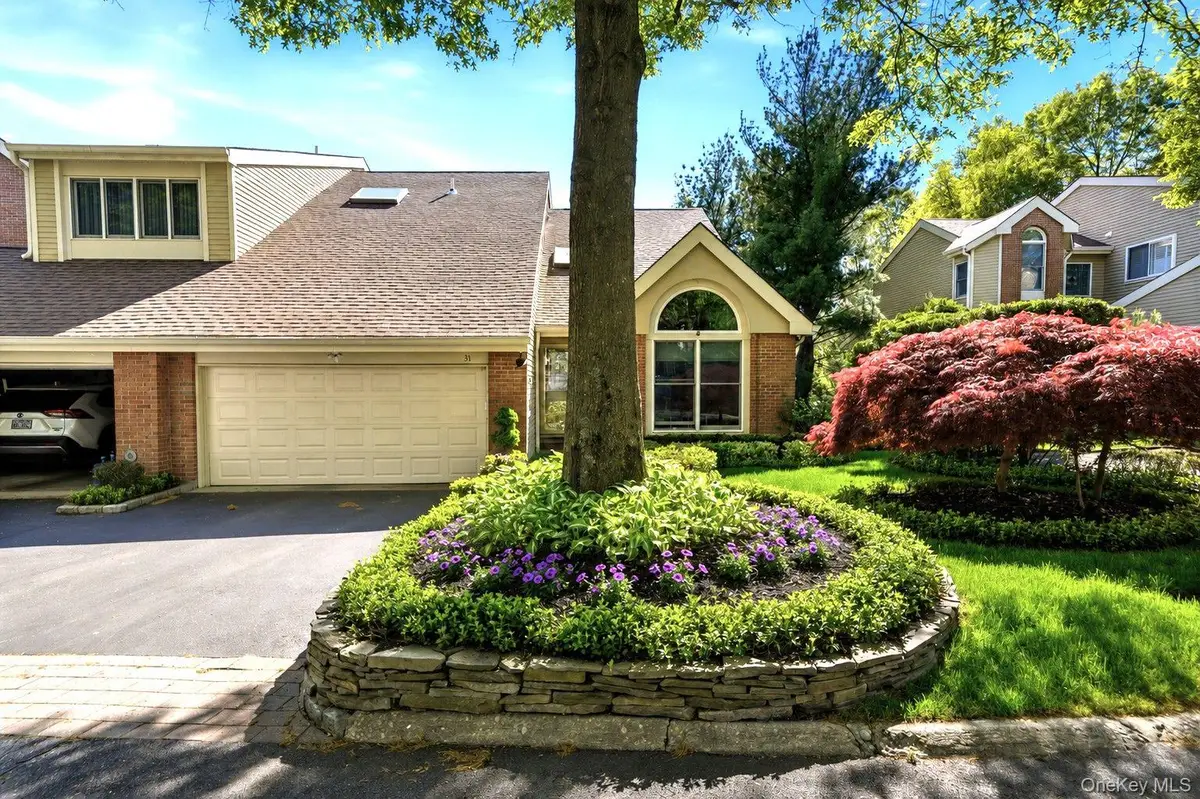 31 Willow Ridge Drive, Smithtown, NY 11787 - #1