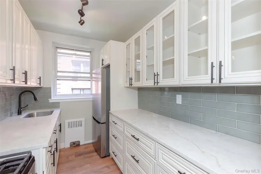12 Westchester Avenue #4H, White Plains, NY 10601 - #2