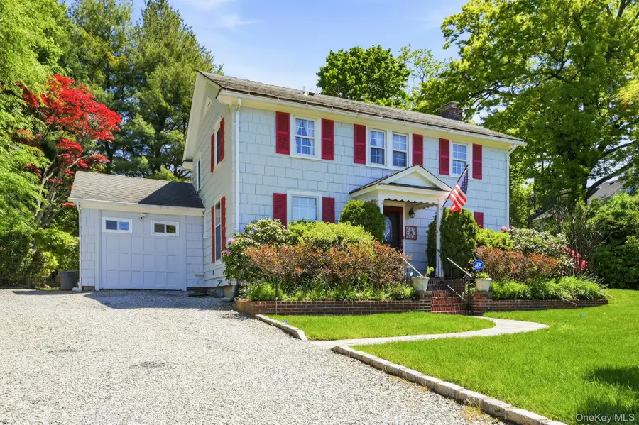 2 Ashley Place, Glen Head, NY 11545 - #3