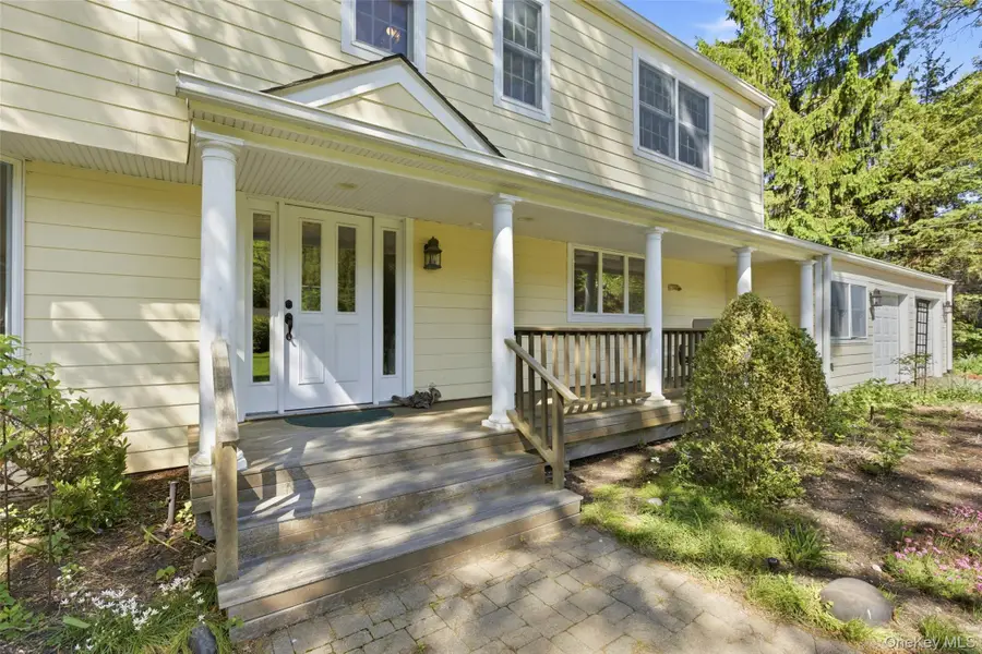 23 Woodhull Road, East Setauket, NY 11733 - #3