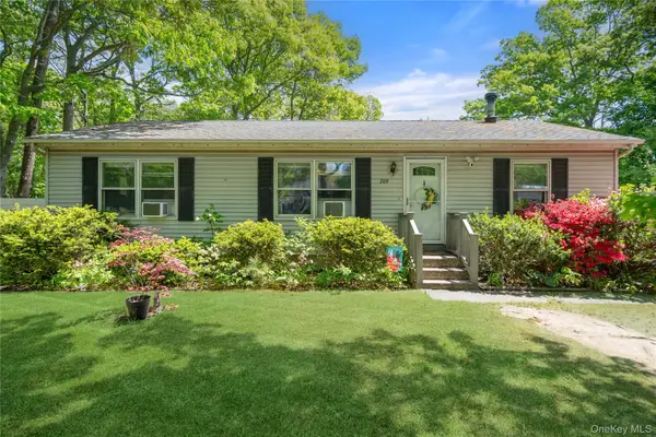 209 Cypress Drive, Mastic Beach, NY 11951