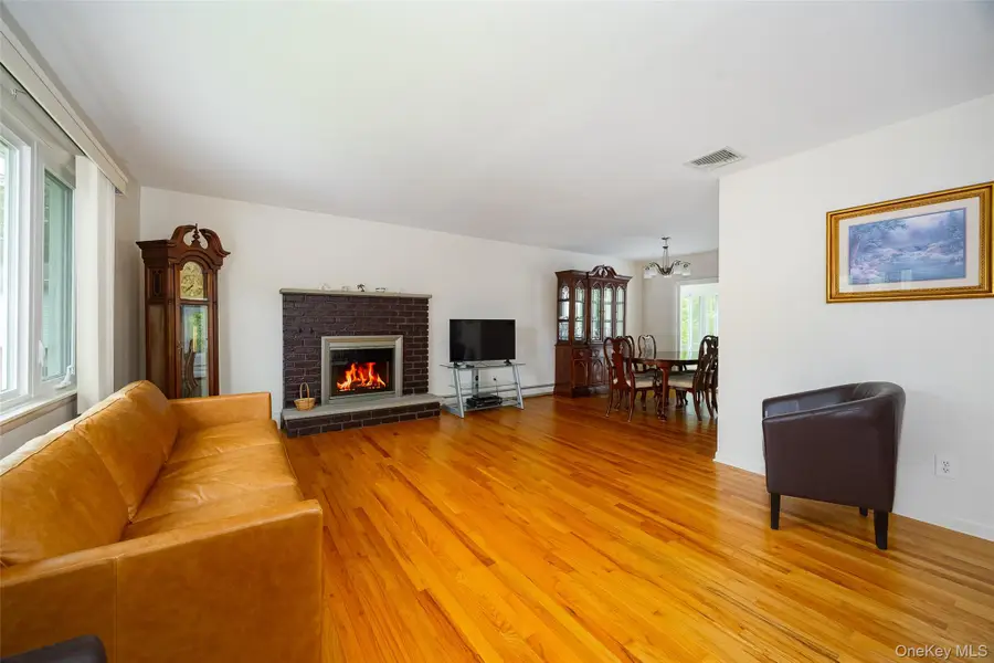 51 Carriage Hill Lane, Poughkeepsie, NY 12603 - #3