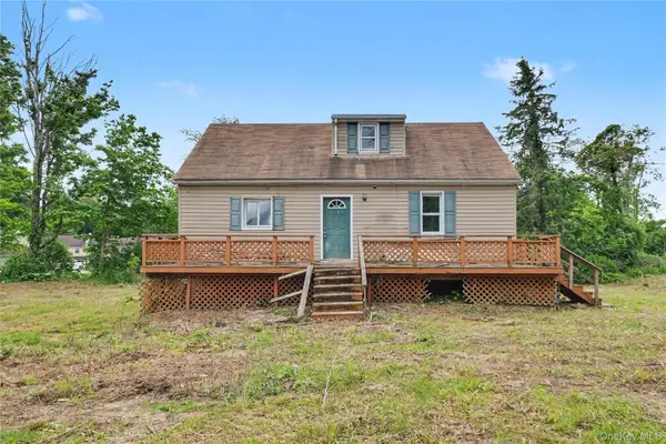 687 Whitley Lane, Highland, NY 12528